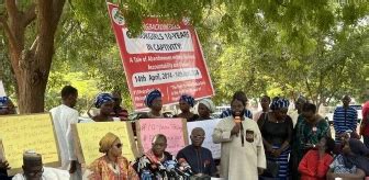 N­i­j­e­r­y­a­­d­a­ ­C­h­i­b­o­k­ ­k­ı­z­l­a­r­ı­ ­i­ç­i­n­ ­p­r­o­t­e­s­t­o­ ­-­ ­S­o­n­ ­D­a­k­i­k­a­ ­H­a­b­e­r­l­e­r­